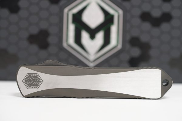 Heretic Manticore-E - Two-Tone DLC Stainless Steel